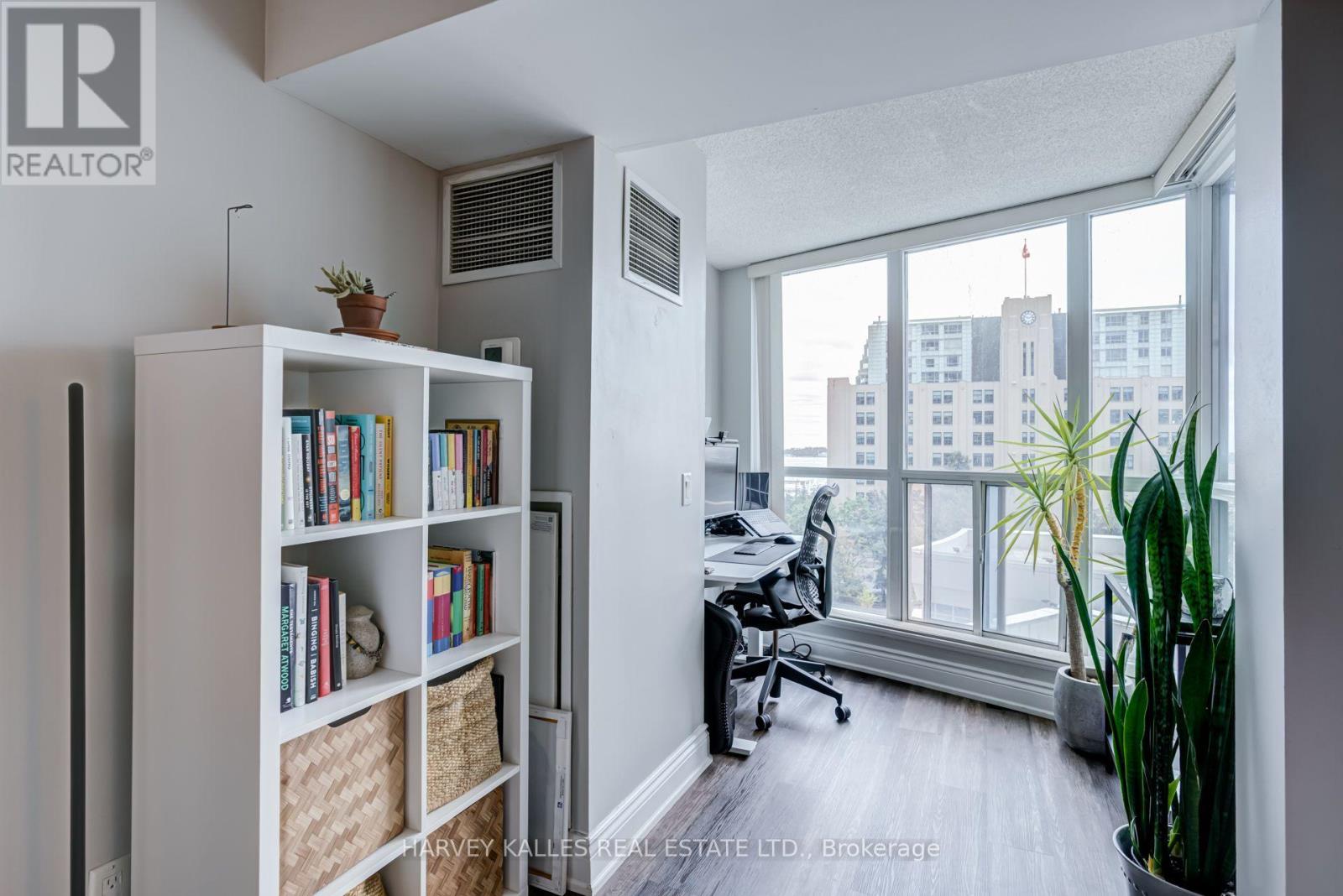 610 - 8 York Street, Toronto, Ontario  M5J 2Y2 - Photo 17 - C13816046
