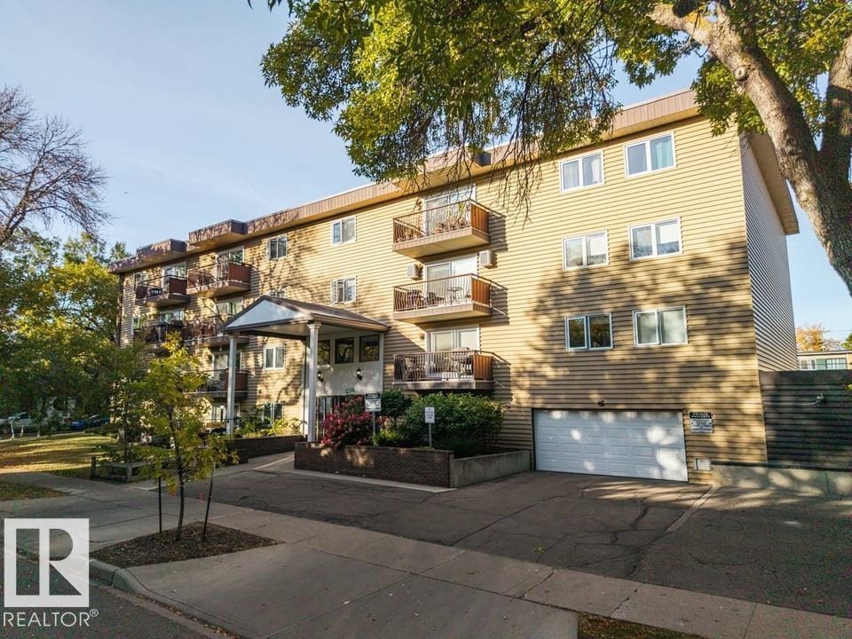 #58 10208 113 ST NW