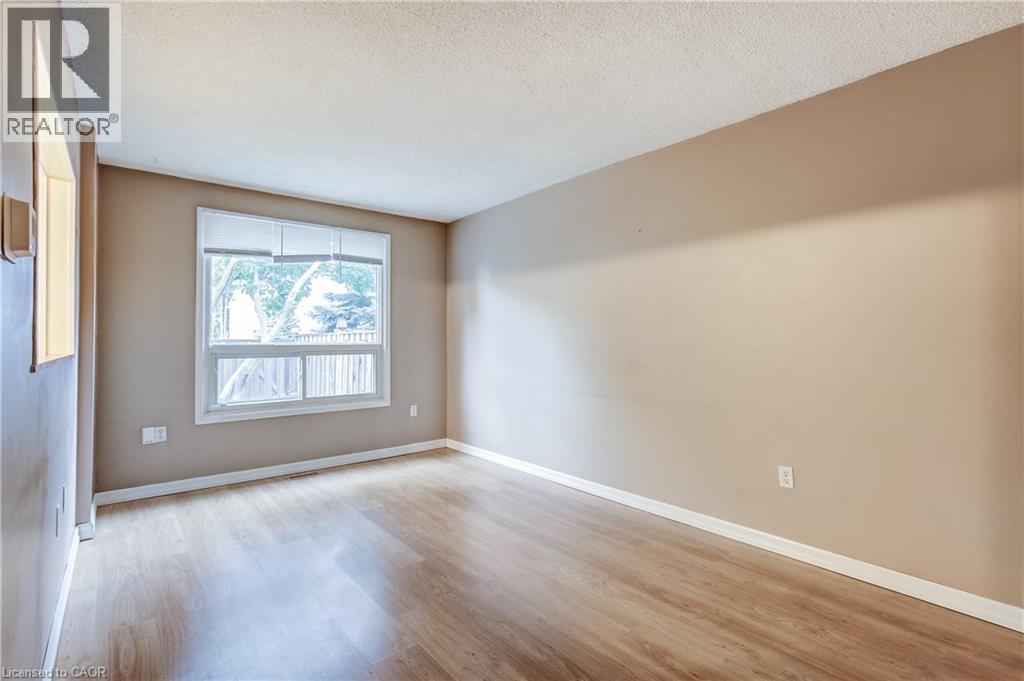 1350 Limeridge Road E Unit# 13, Hamilton, Ontario  L8W 1L6 - Photo 2 - 40860063