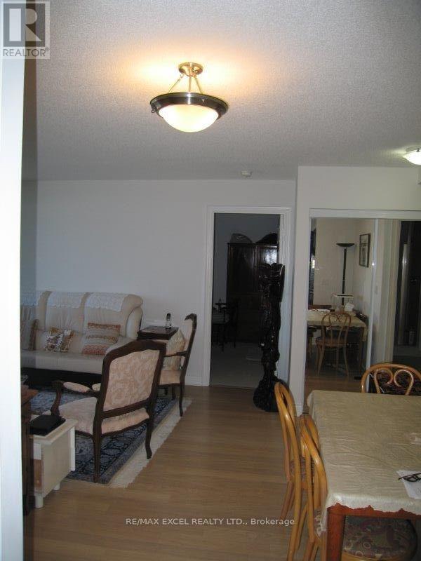 973 - 23 Cox Boulevard, Markham (Unionville), Ontario  L3R 7Z9 - Photo 3 - N13843610