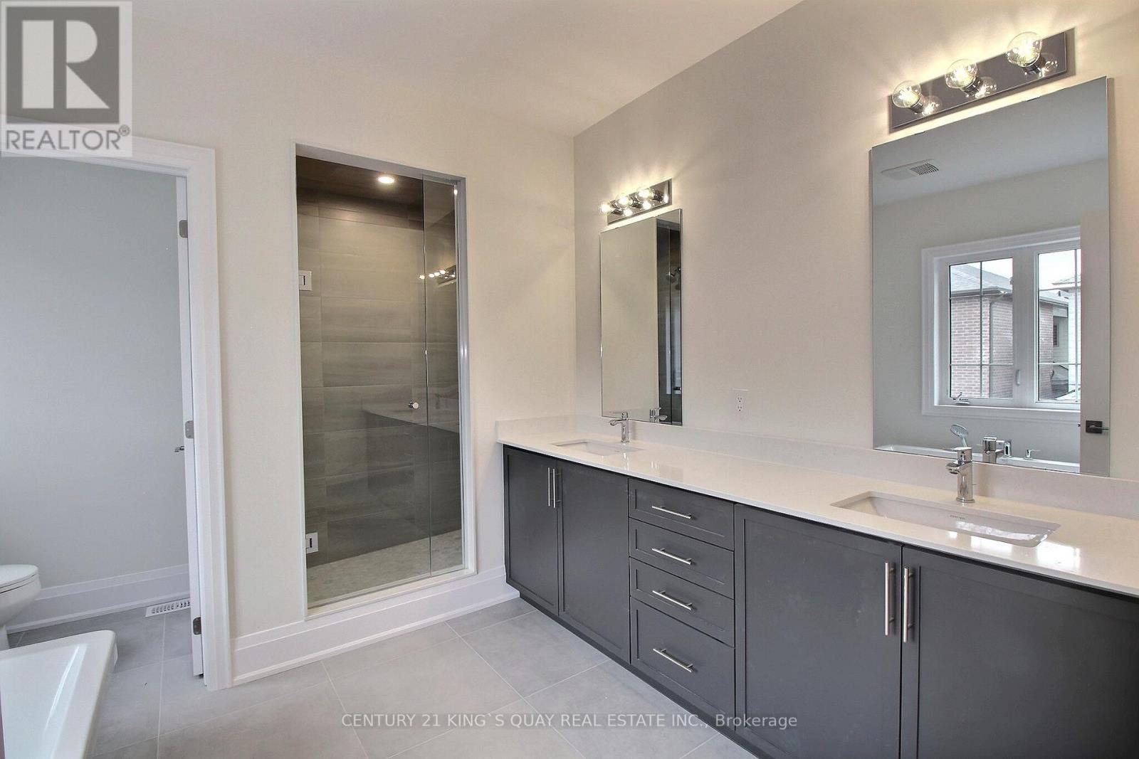 16 Sweet Gale Crescent, Richmond Hill, Ontario  L4E 1K1 - Photo 12 - N13843612