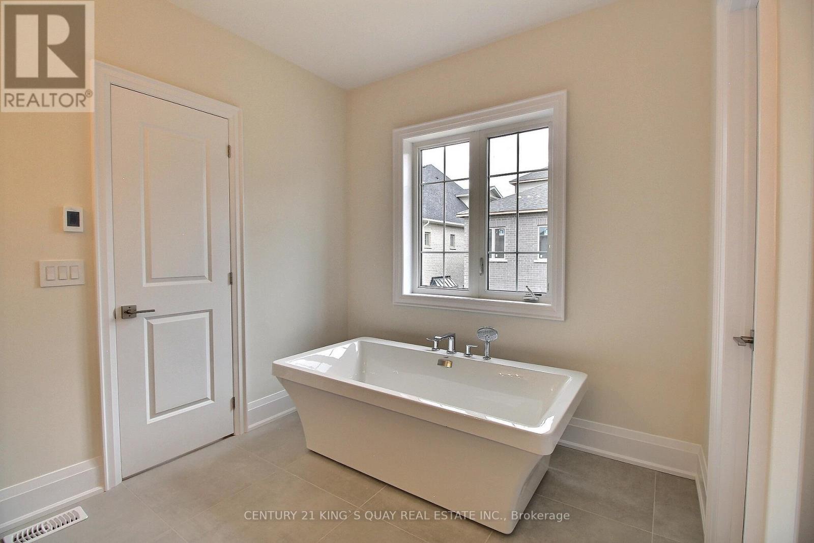 16 Sweet Gale Crescent, Richmond Hill, Ontario  L4E 1K1 - Photo 13 - N13843612