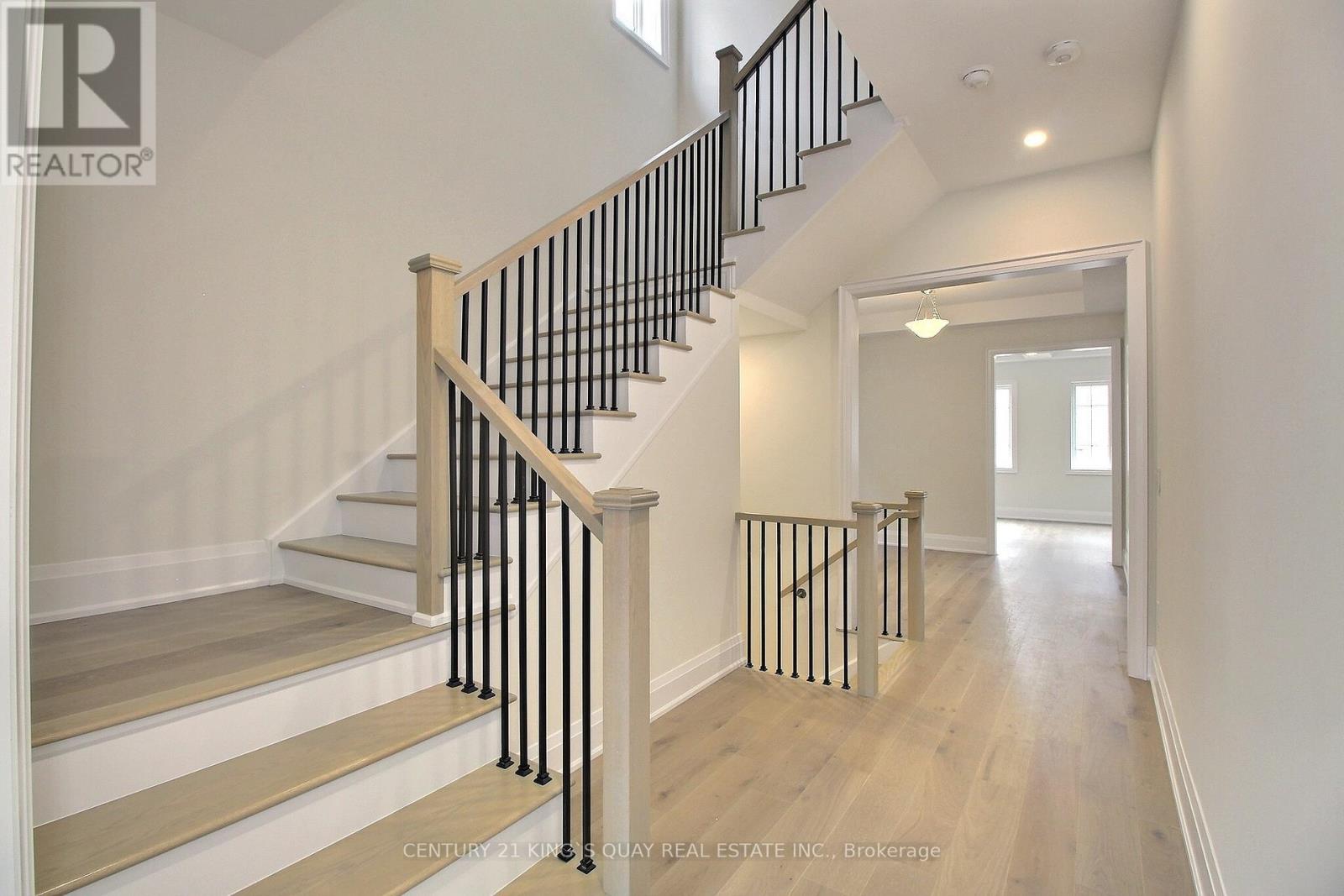 16 Sweet Gale Crescent, Richmond Hill, Ontario  L4E 1K1 - Photo 8 - N13843612