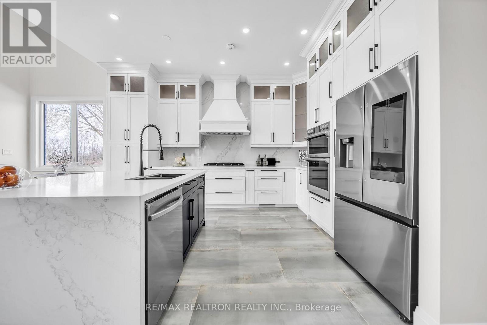 8698 6 Line, Essa, Ontario  L0M 1T0 - Photo 8 - N13843630