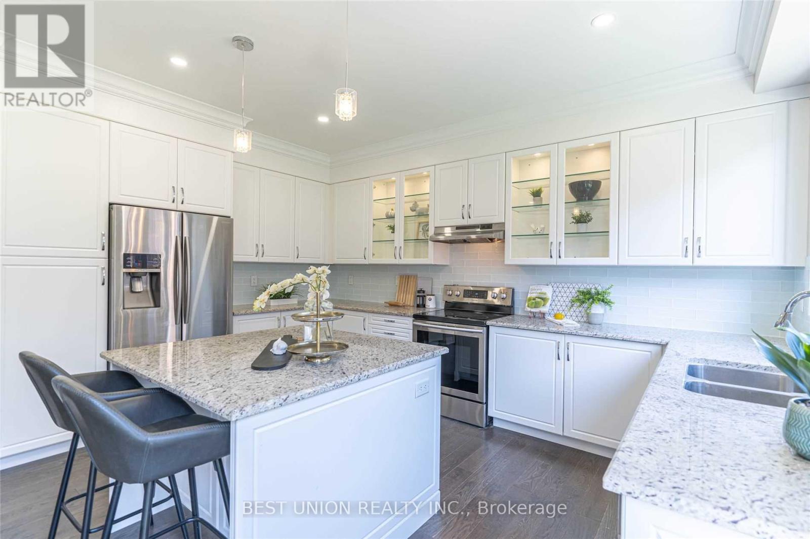45 Walter English Drive, East Gwillimbury, Ontario  L9N 0R8 - Photo 14 - N13843634