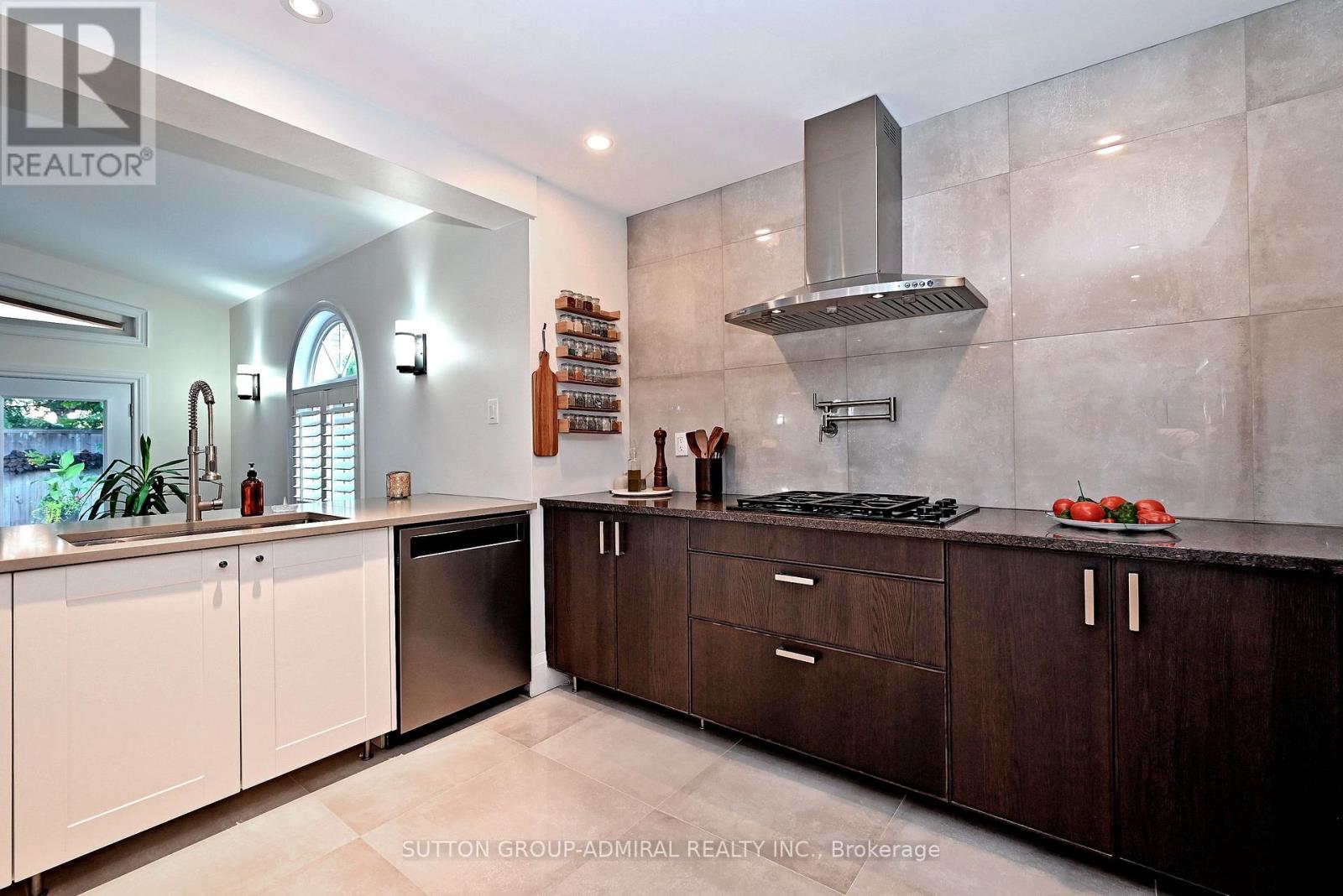 62 Castlehill Road, Vaughan, Ontario  L6A 1N8 - Photo 17 - N13843636
