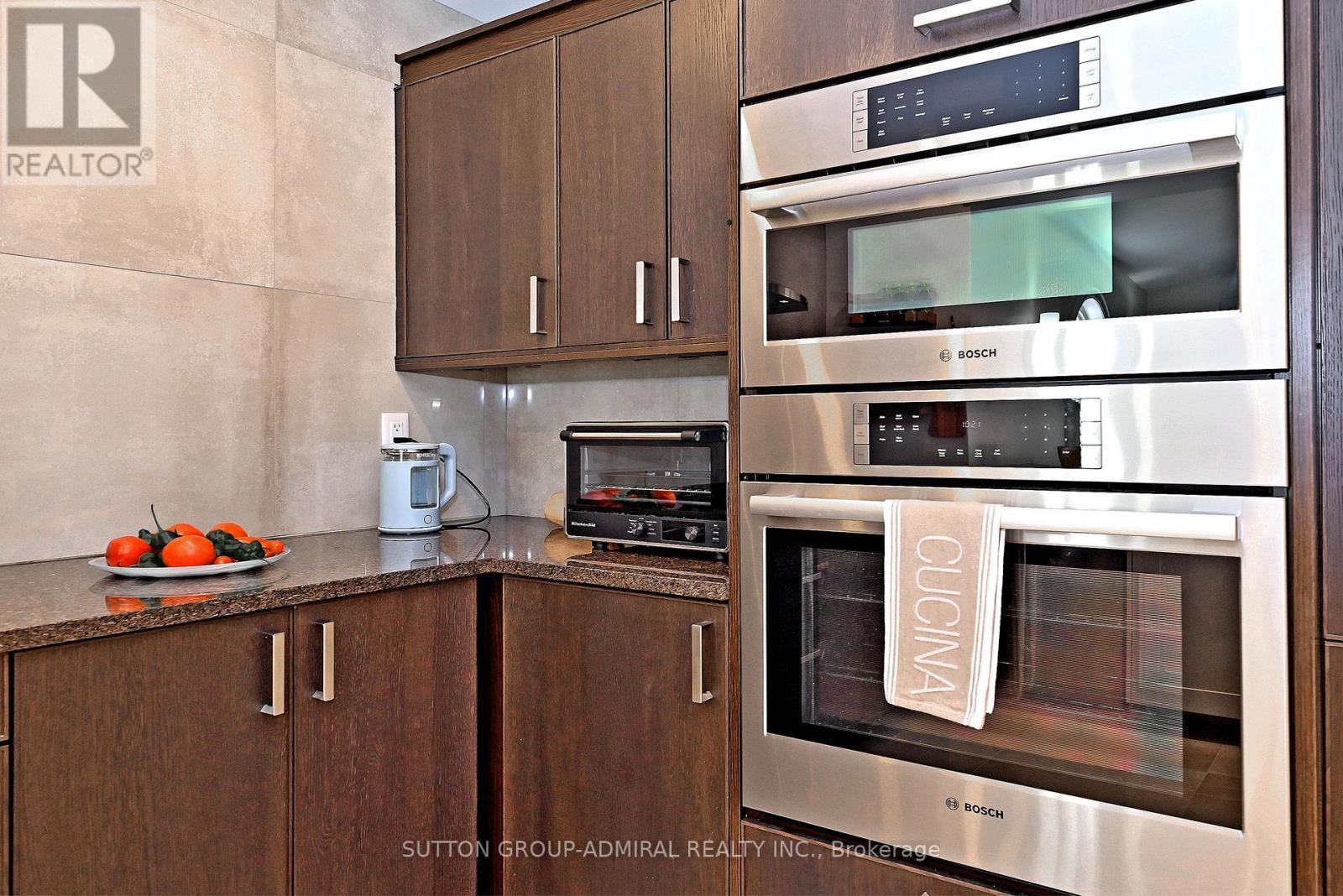 62 Castlehill Road, Vaughan, Ontario  L6A 1N8 - Photo 20 - N13843636