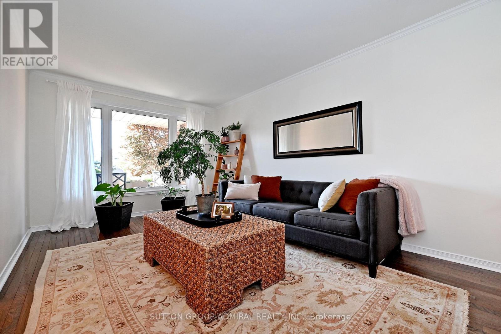 62 Castlehill Road, Vaughan, Ontario  L6A 1N8 - Photo 7 - N13843636