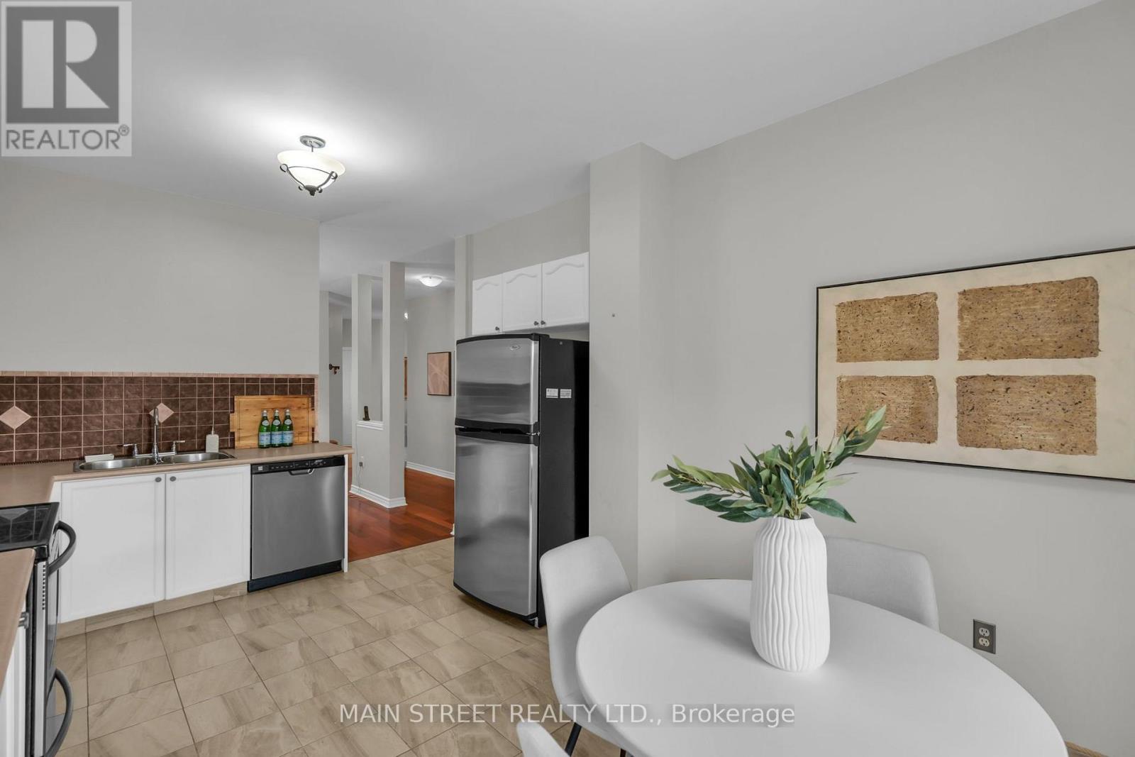 27 Max Avenue, Barrie (Painswick South), Ontario  L4N 0Y3 - Photo 13 - S13843616