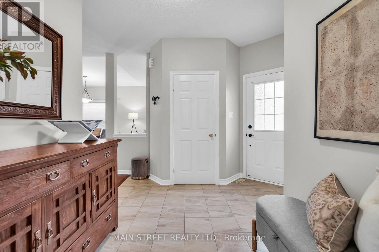 27 Max Avenue, Barrie (Painswick South), Ontario  L4N 0Y3 - Photo 5 - S13843616