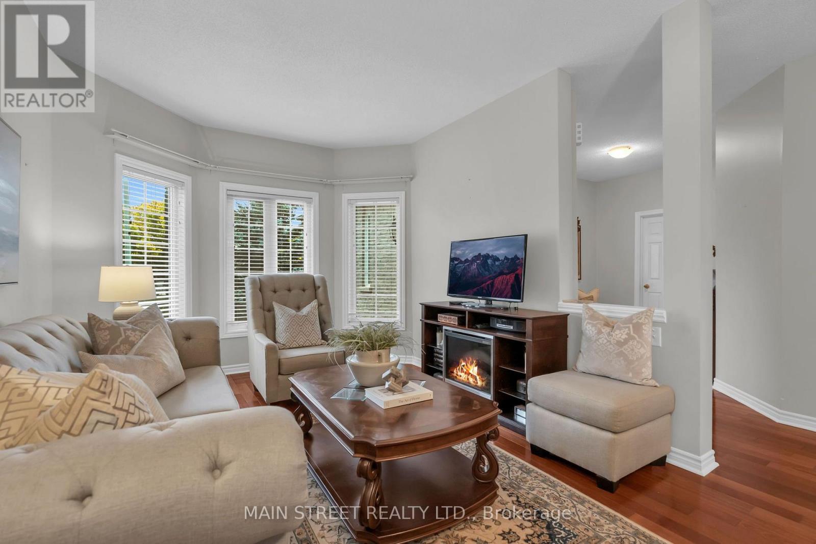 27 Max Avenue, Barrie (Painswick South), Ontario  L4N 0Y3 - Photo 8 - S13843616