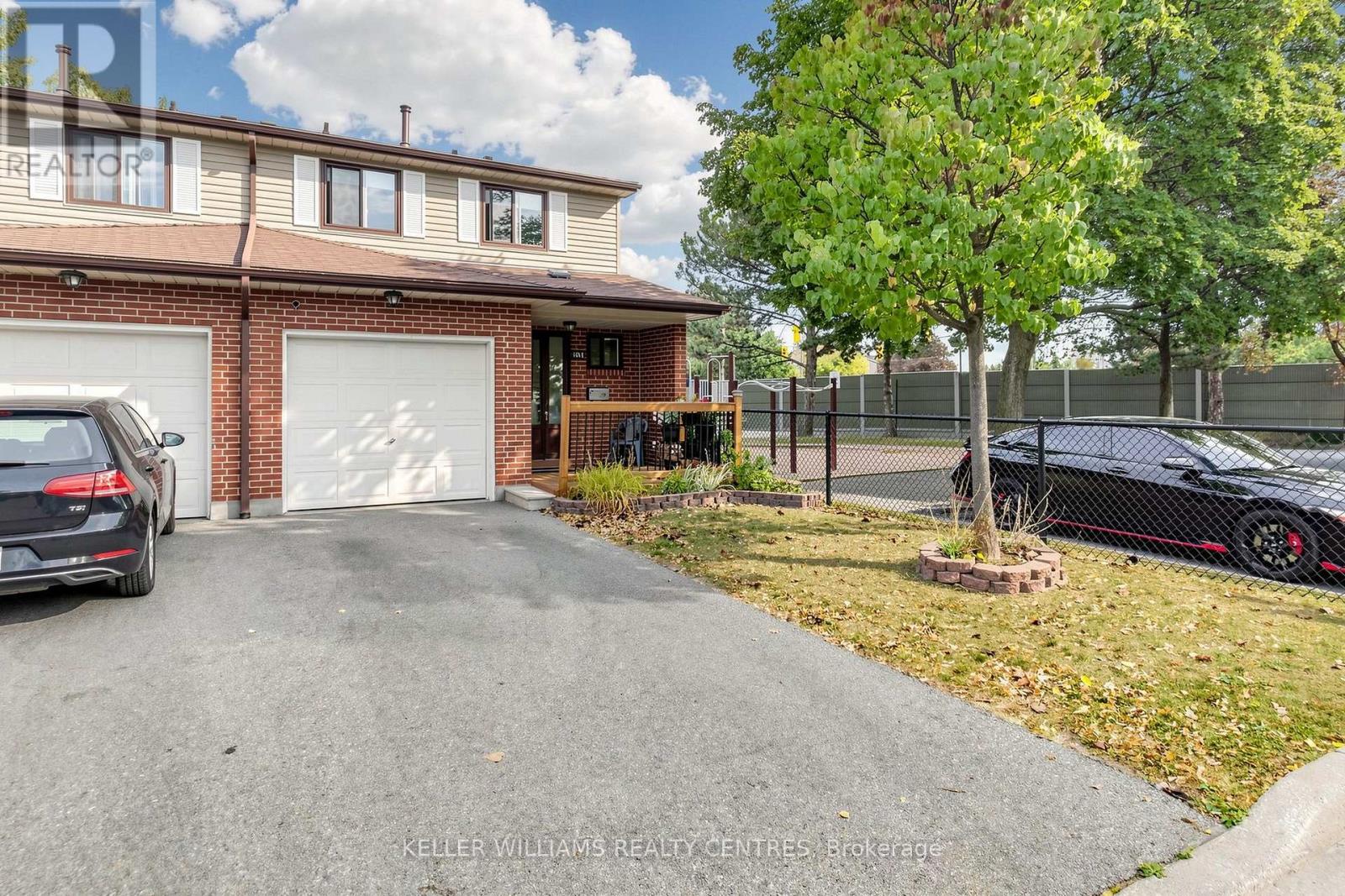 215 - 215 BARONWOOD COURT, brampton (brampton north), Ontario