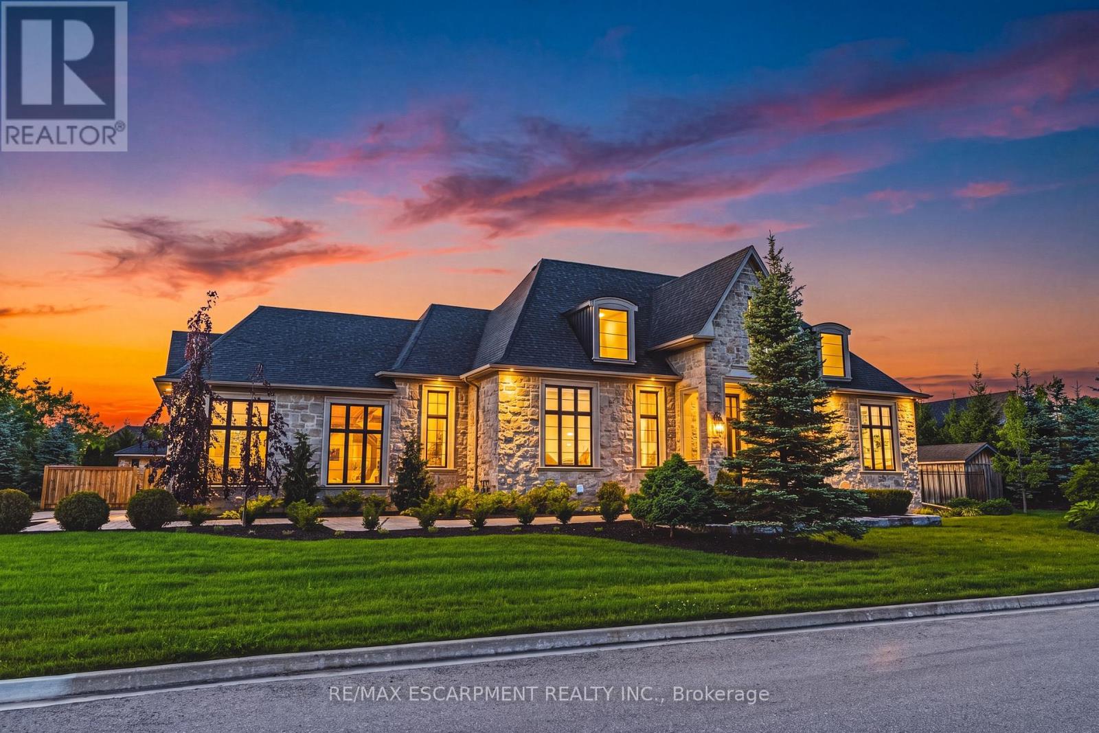 38 VISSER DRIVE, Puslinch, Ontario