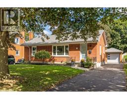 135 PATRICIA Avenue, Kitchener, Ontario