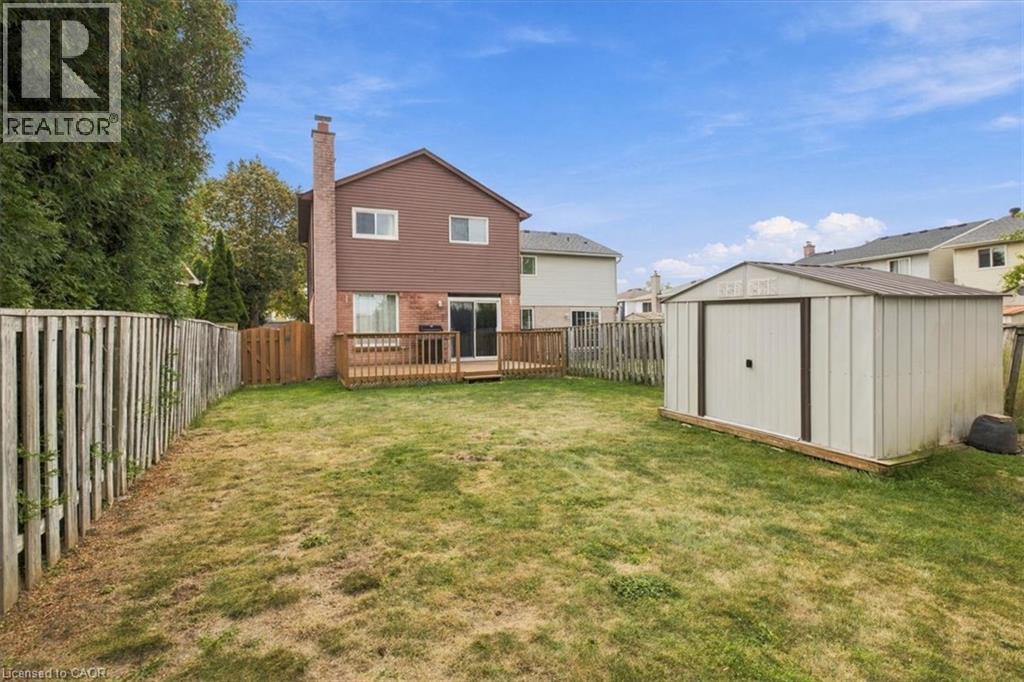2197 Pembroke Court, Burlington, Ontario  L7P 3X8 - Photo 40 - 40866805