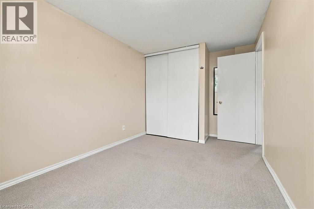 2197 Pembroke Court, Burlington, Ontario  L7P 3X8 - Photo 26 - 40866805