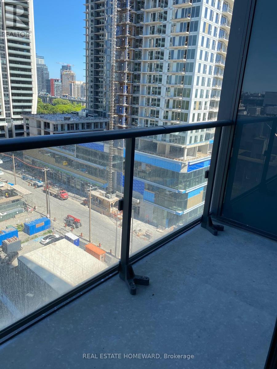 1101 - 19 Western Battery Road, Toronto, Ontario  M6K 0E3 - Photo 8 - C13783574