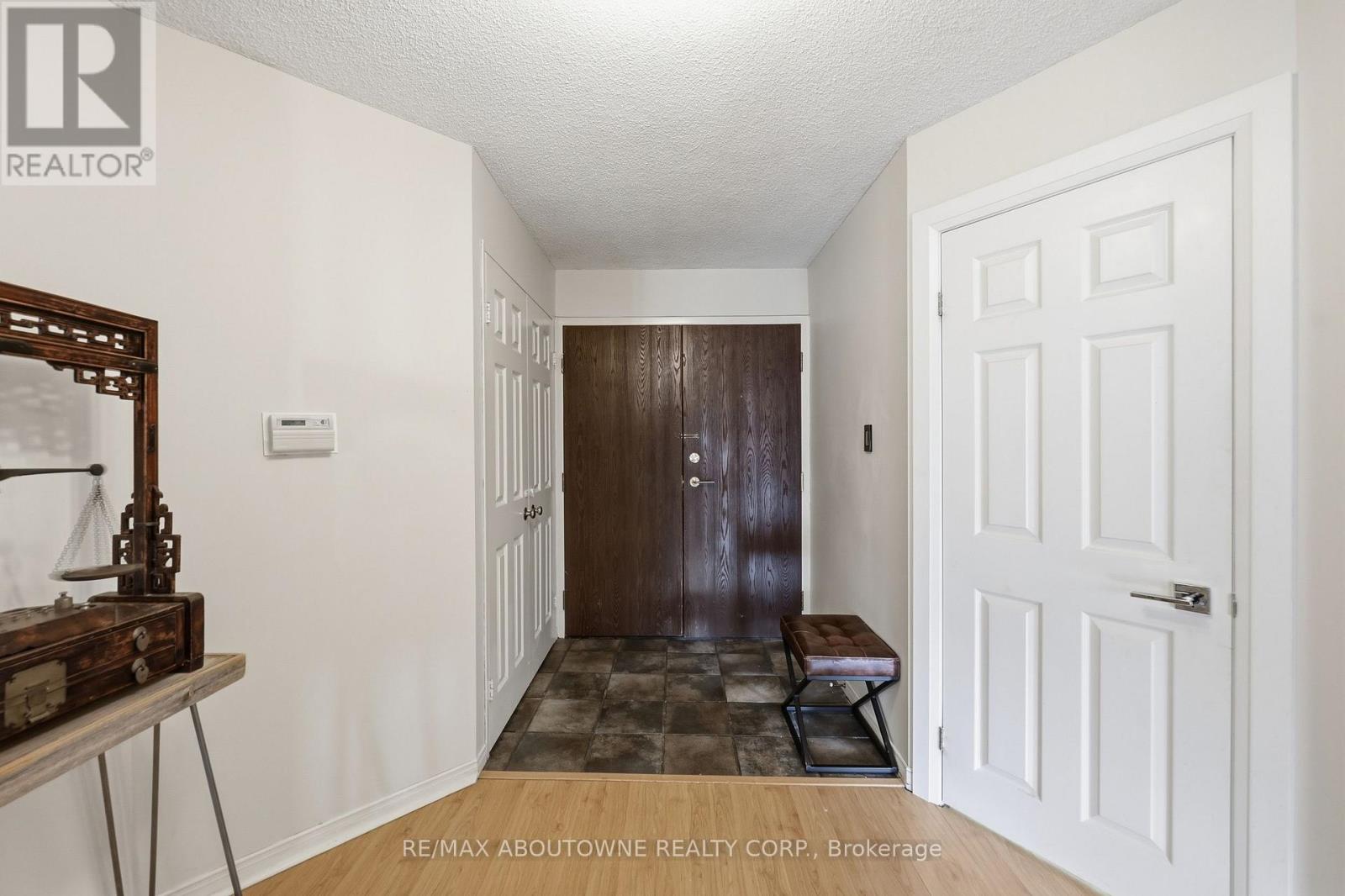 1003 - 280 Simcoe Street, Toronto (Kensington-Chinatown), Ontario  M5T 2Y5 - Photo 5 - C13842640