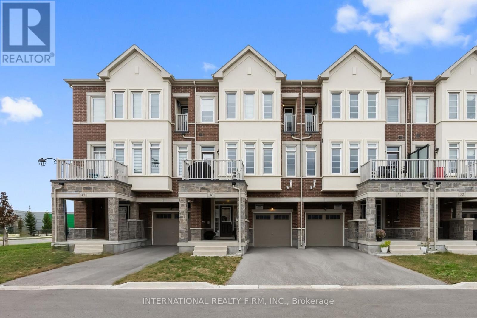 36 Paisley Drive, Bradford West Gwillimbury, Ontario  L3Z 4P2 - Photo 2 - N13842012