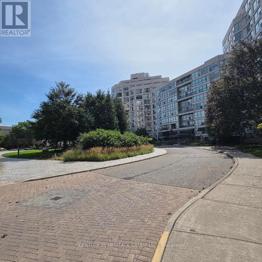 610 - 2267 Lakeshore Boulevard W, Toronto, Ontario  M8V 3X2 - Photo 3 - W13842646