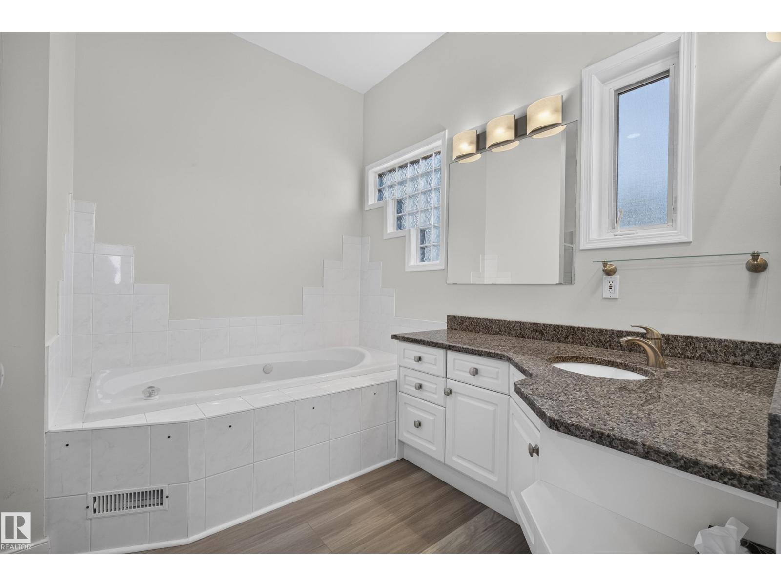 15821 132 ST NW