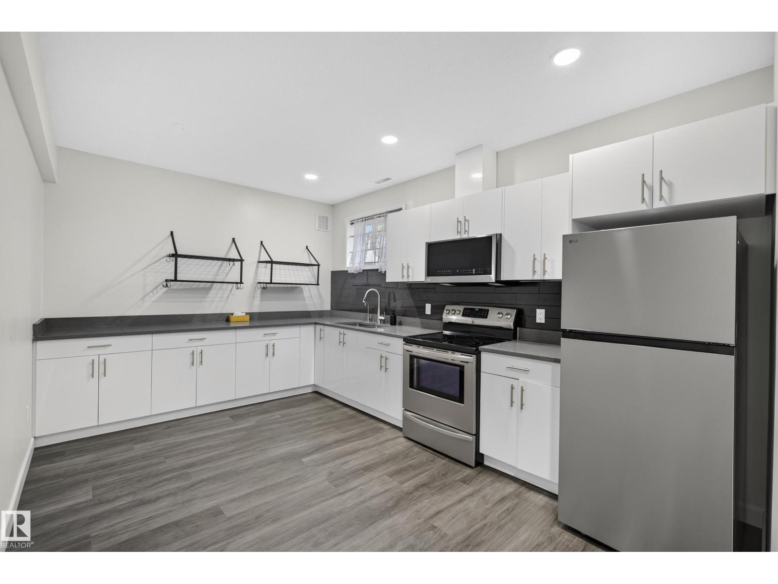15821 132 ST NW