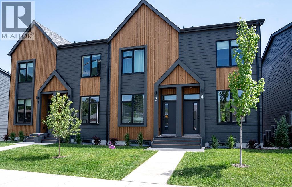 414 Humbert Street Unit# 4, Revelstoke, British Columbia  V0E 2S0 - Photo 2 - 10402223
