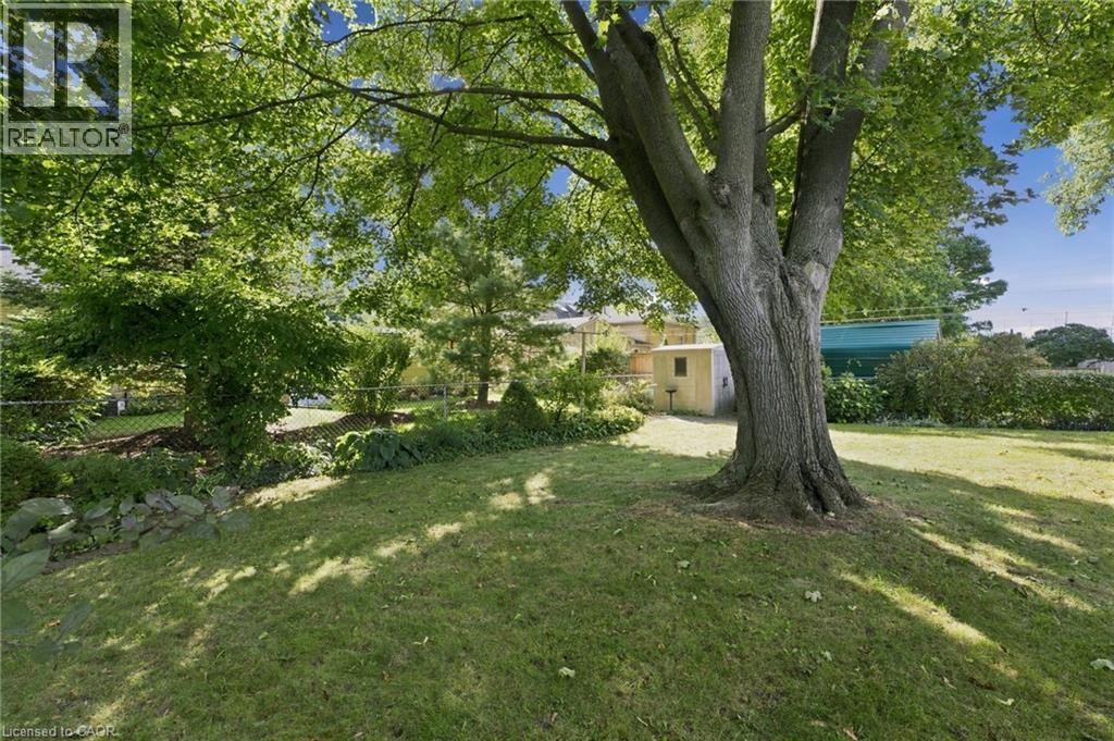 229 Drury Lane, Strathroy, Ontario  N7G 3E7 - Photo 38 - 40865718