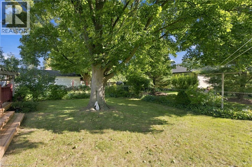 229 Drury Lane, Strathroy, Ontario  N7G 3E7 - Photo 37 - 40865718