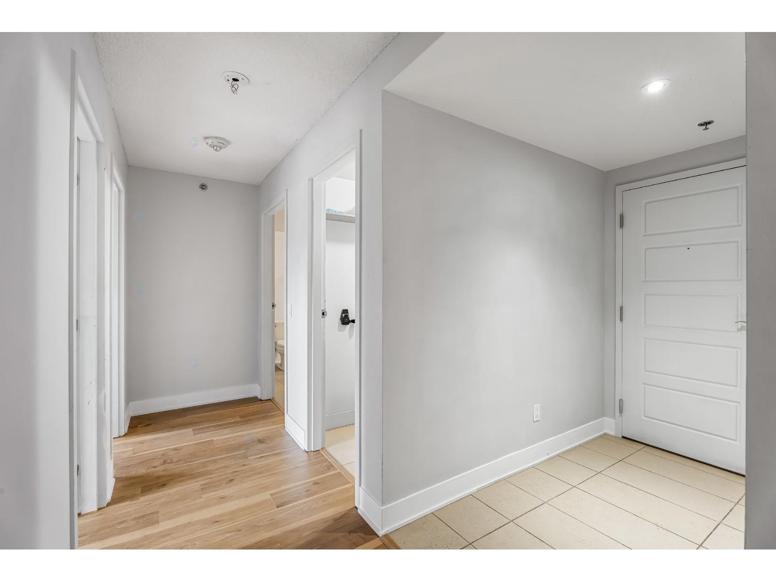 639 Rue Robert-Élie|#604 Laval (Laval-des-Rapides) Quebec Canada H7N3Y9 5