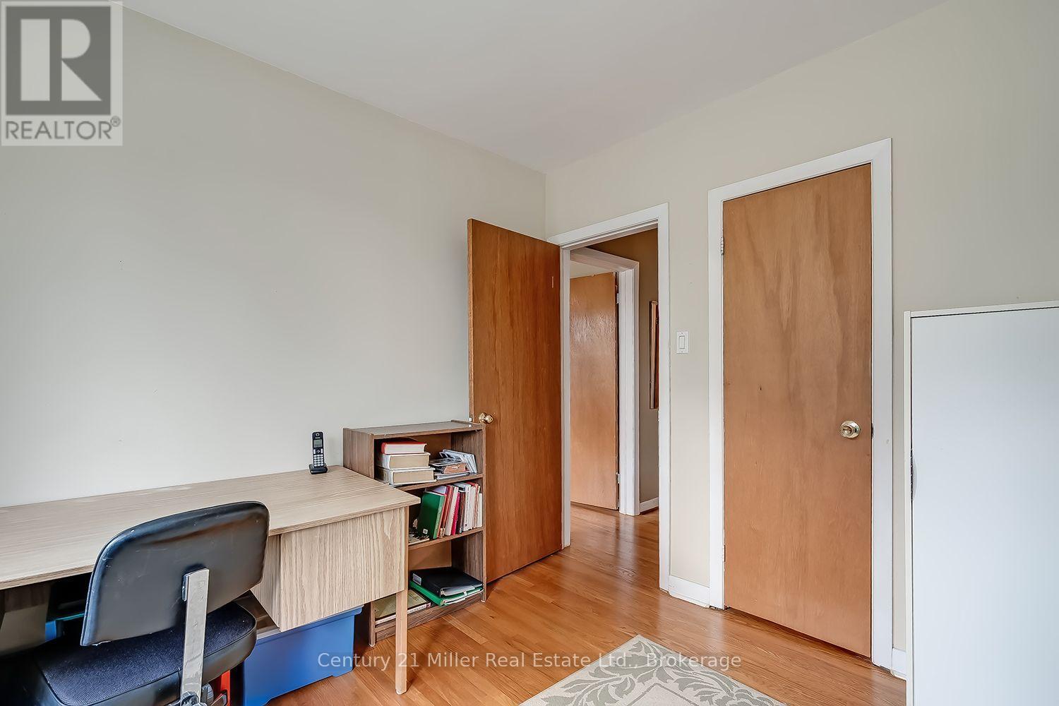 1135 Bridge Road N, Oakville, Ontario  L6L 2B6 - Photo 23 - W13843902