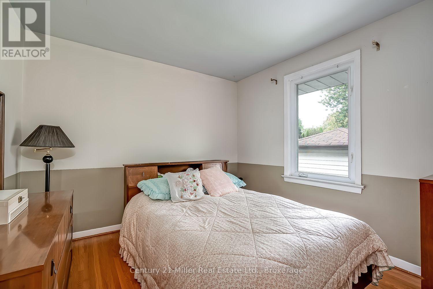 1135 Bridge Road N, Oakville, Ontario  L6L 2B6 - Photo 26 - W13843902