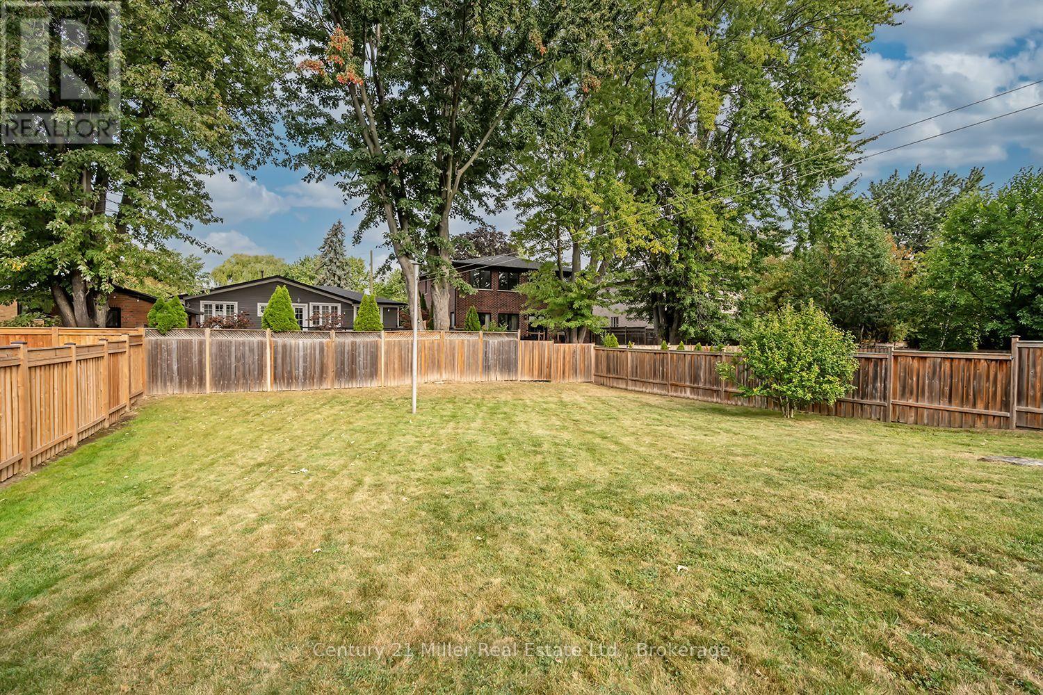 1135 Bridge Road N, Oakville, Ontario  L6L 2B6 - Photo 42 - W13843902