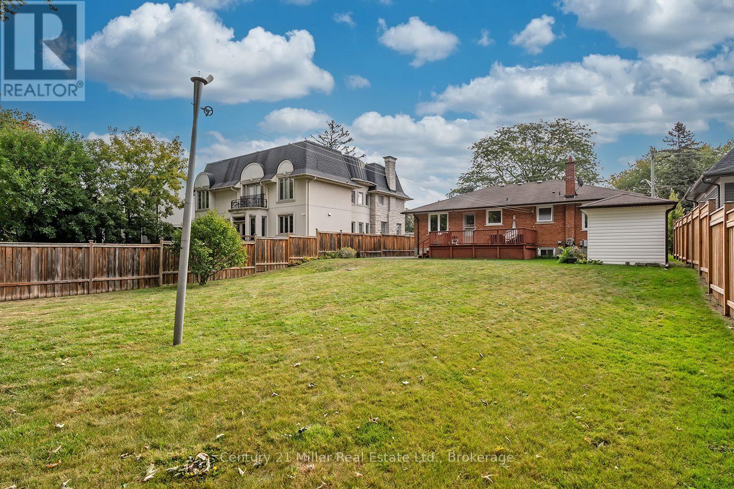 1135 Bridge Road N, Oakville, Ontario  L6L 2B6 - Photo 44 - W13843902