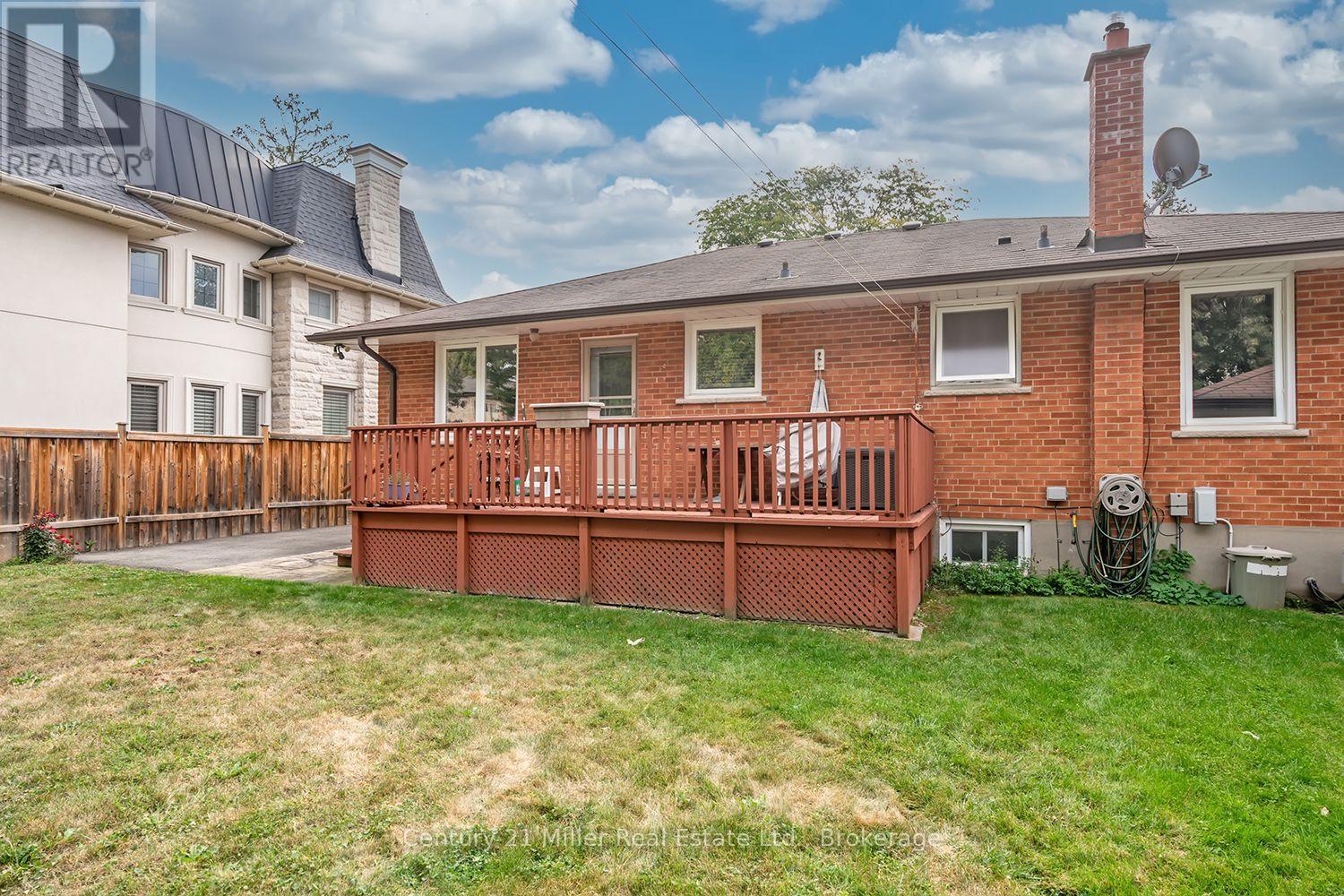 1135 Bridge Road N, Oakville, Ontario  L6L 2B6 - Photo 47 - W13843902
