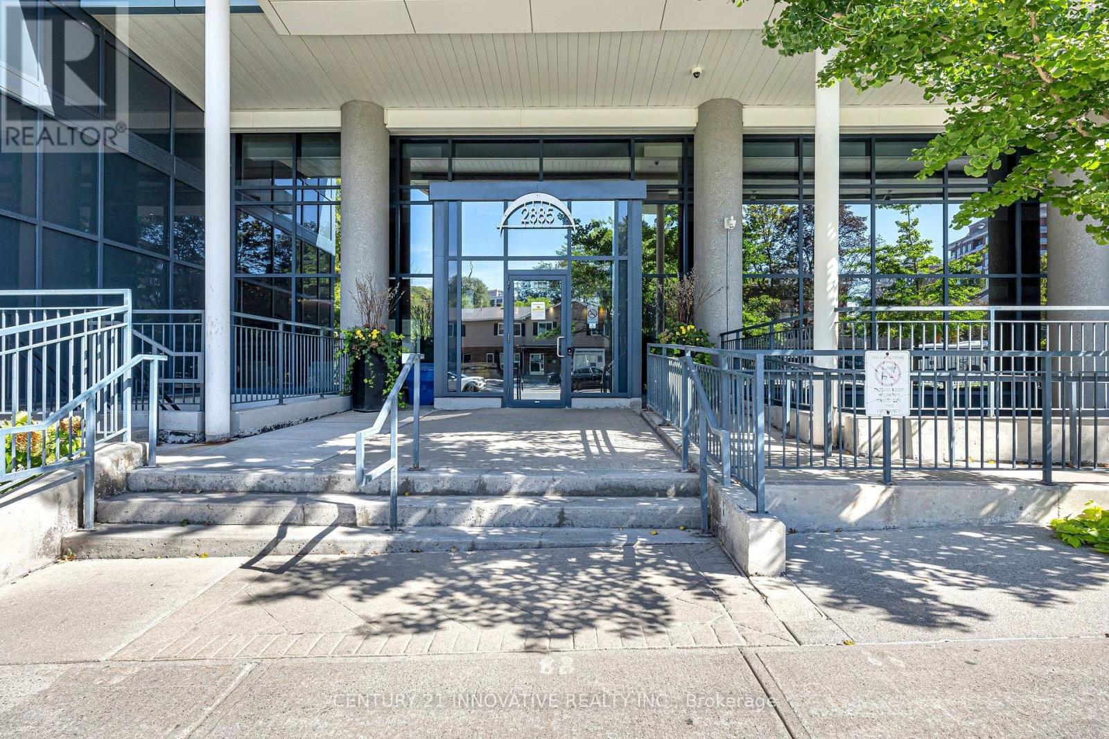 Ph 1501 - 2885 Bayview Avenue, Toronto (Bayview Village), Ontario  M2K 0A3 - Photo 3 - C13843678