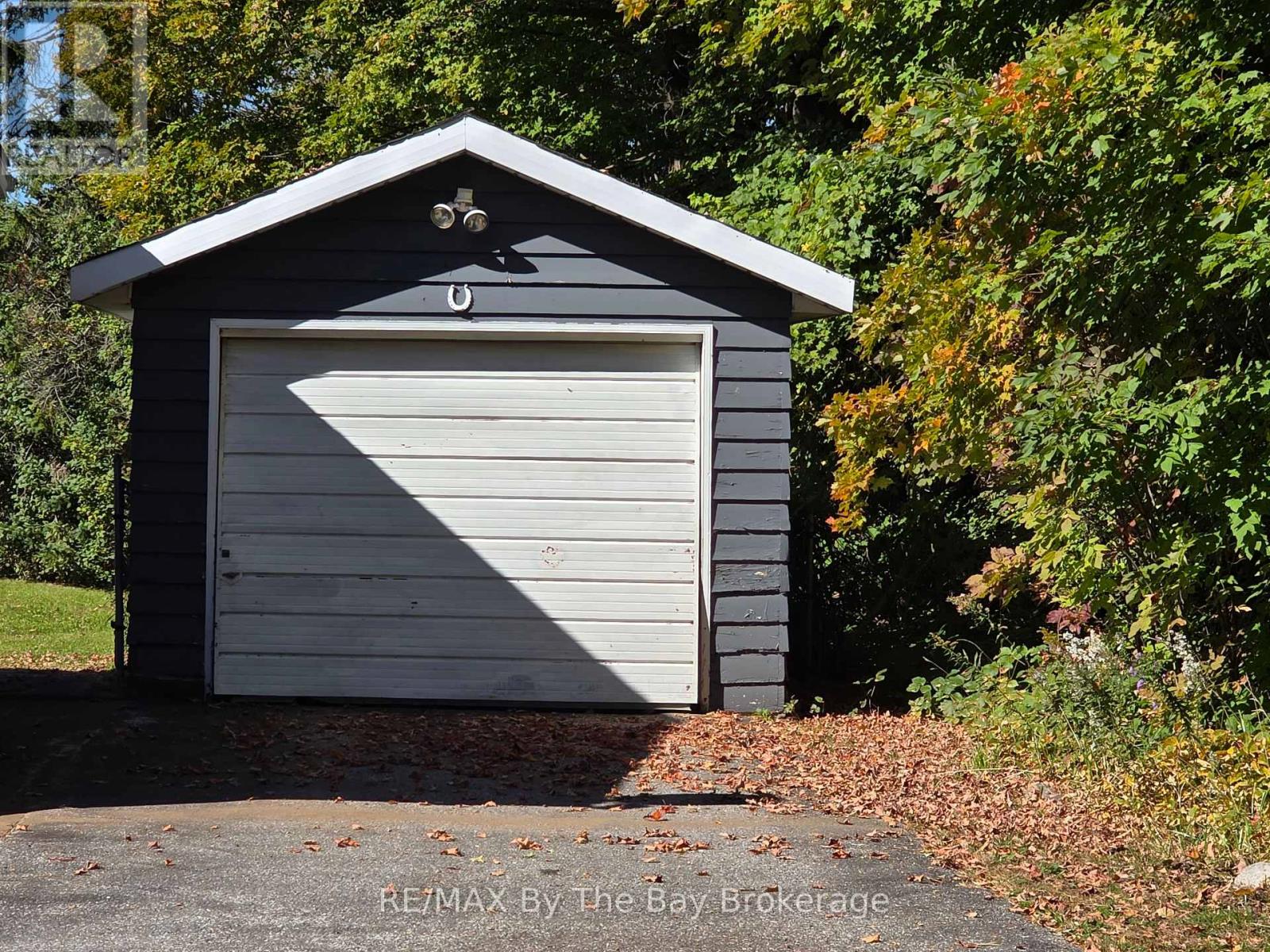 926 Brebeuf Road, Midland, Ontario  L4R 4K4 - Photo 3 - S13843844