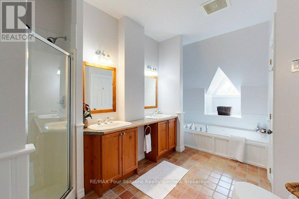 201 - 184 Snowbridge Way, Blue Mountains, Ontario L9Y 0V1 - Photo 20 - X13843960