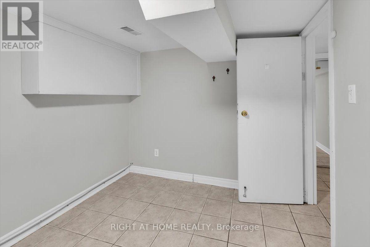 Main & Lower - 182 Mutual Street, Toronto, Ontario  M5B 2B3 - Photo 20 - C13843714