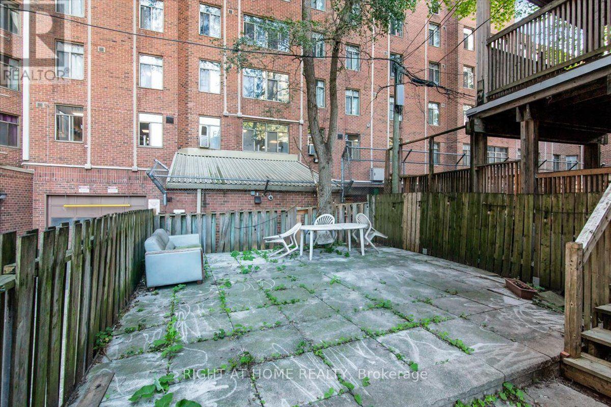 Main & Lower - 182 Mutual Street, Toronto, Ontario  M5B 2B3 - Photo 29 - C13843714
