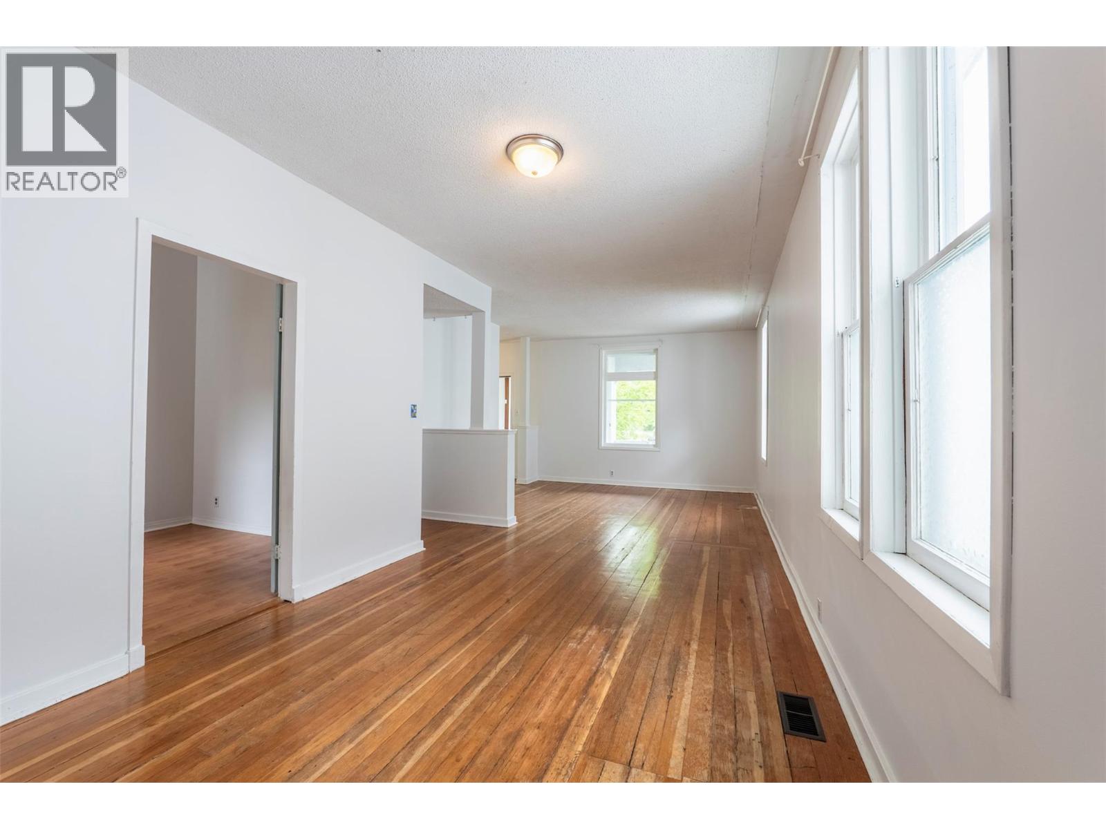 308/310 Carbonate Street, Nelson, British Columbia  V1L 4P2 - Photo 15 - 10401920