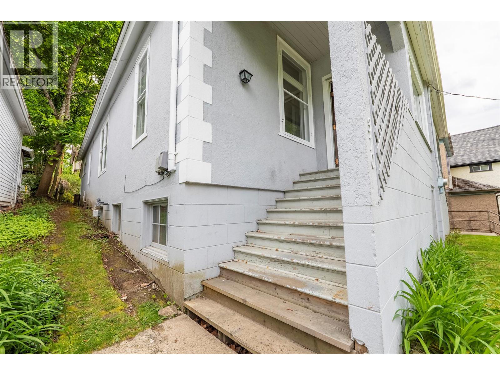 308/310 Carbonate Street, Nelson, British Columbia  V1L 4P2 - Photo 22 - 10401920