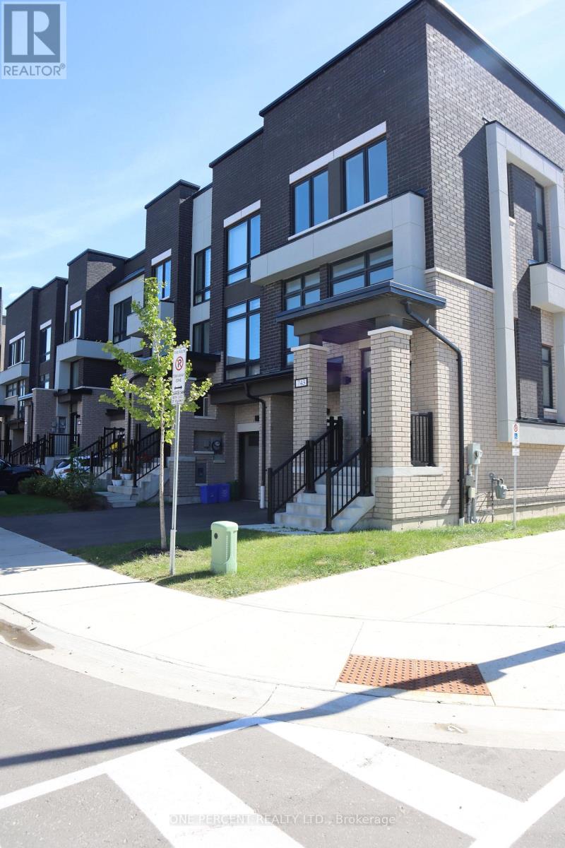 743 STANSTEAD PATH, Oshawa, Ontario
