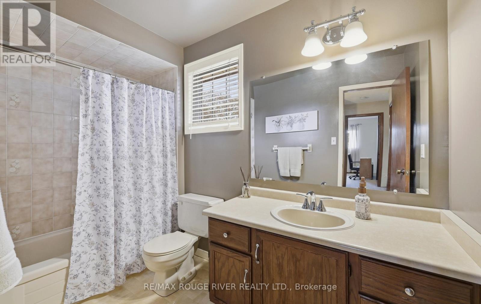 17 Cloverfield Street, Clarington, Ontario  L1E 1K4 - Photo 24 - E13843996