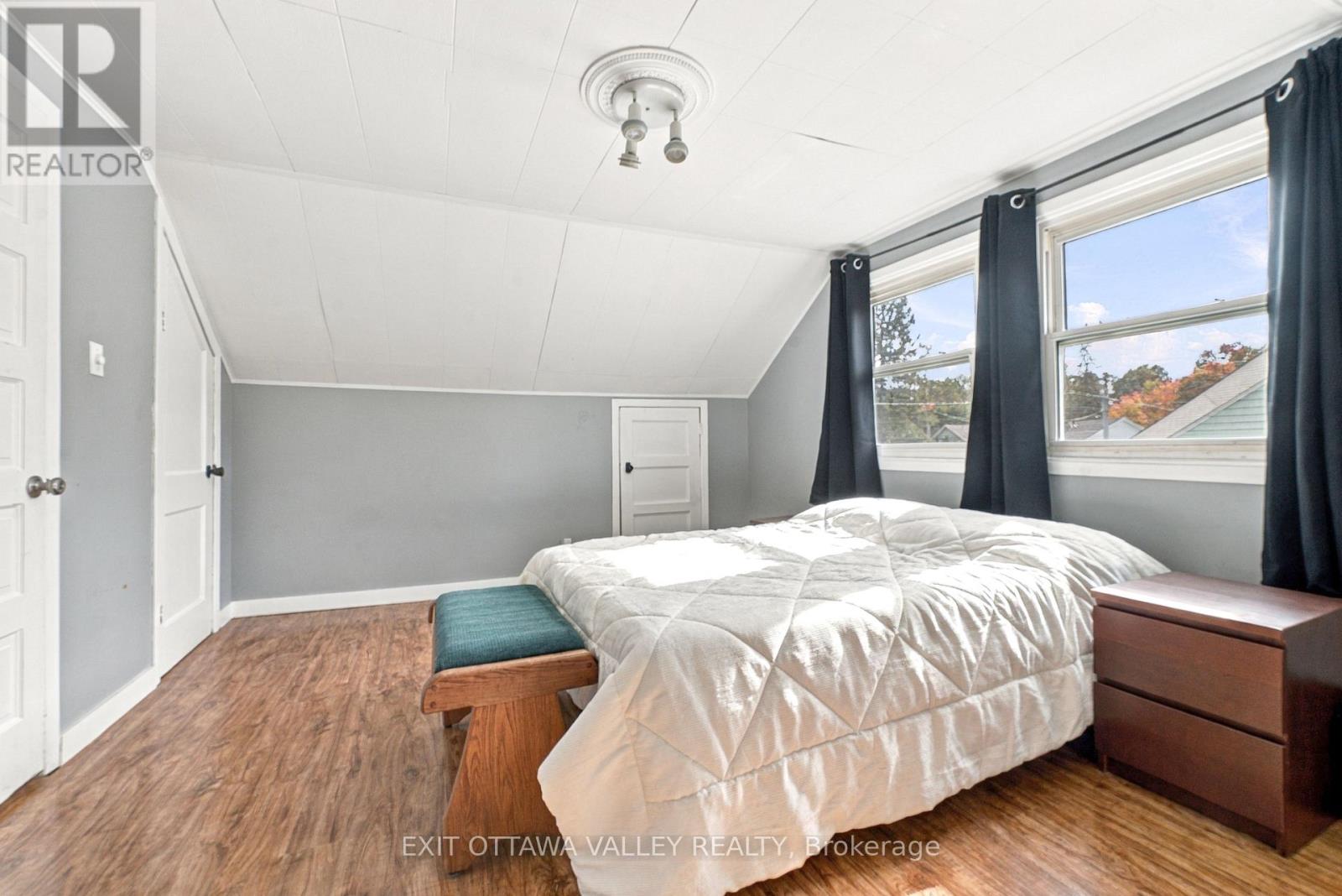 15 Troyes Street, Deep River, Ontario  K0J 1P0 - Photo 23 - X13843778