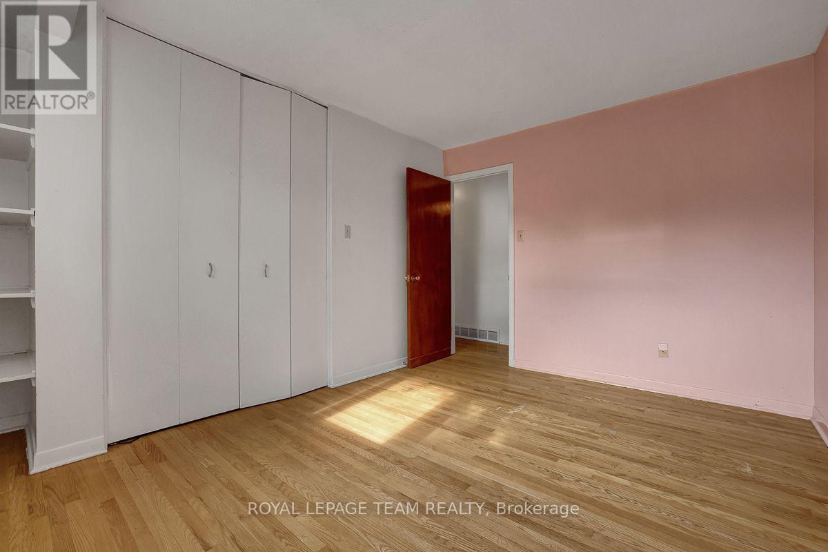 12 Kesler Avenue, Ottawa, Ontario  K2E 5Z1 - Photo 16 - X13843816