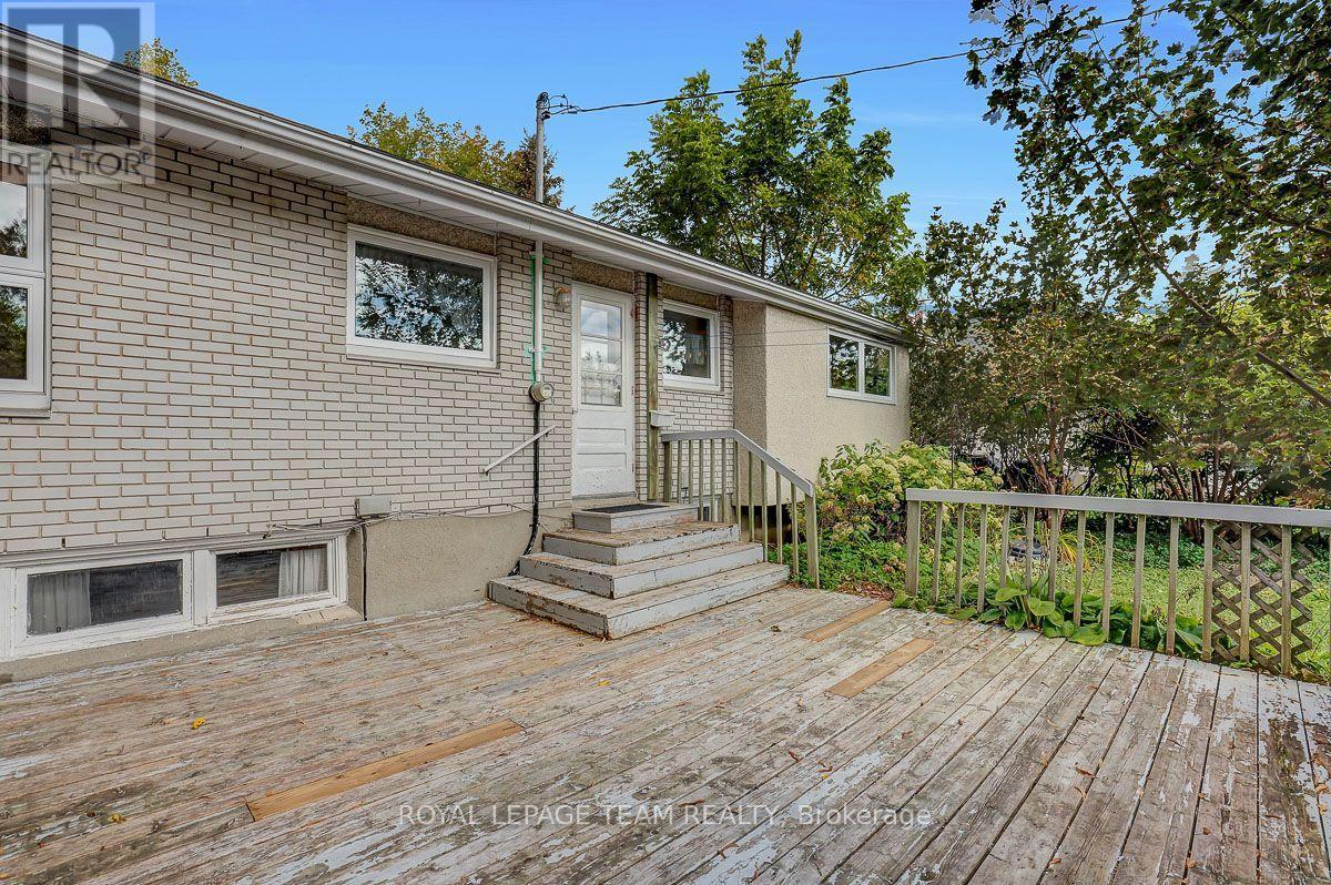 12 Kesler Avenue, Ottawa, Ontario  K2E 5Z1 - Photo 31 - X13843816