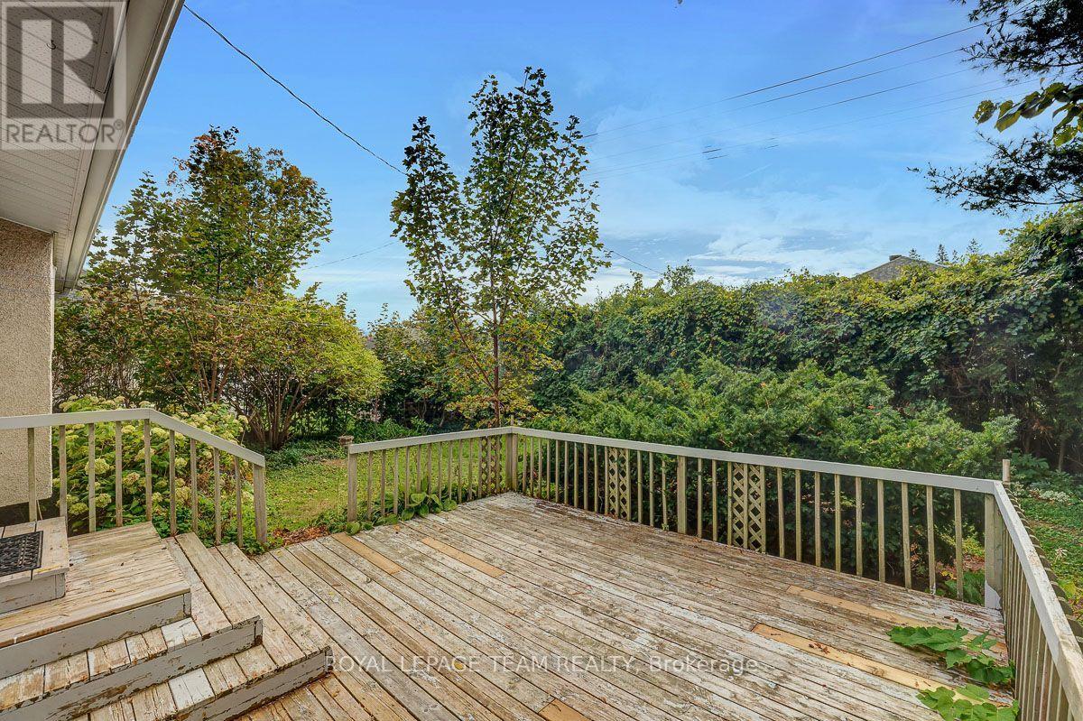 12 Kesler Avenue, Ottawa, Ontario  K2E 5Z1 - Photo 32 - X13843816