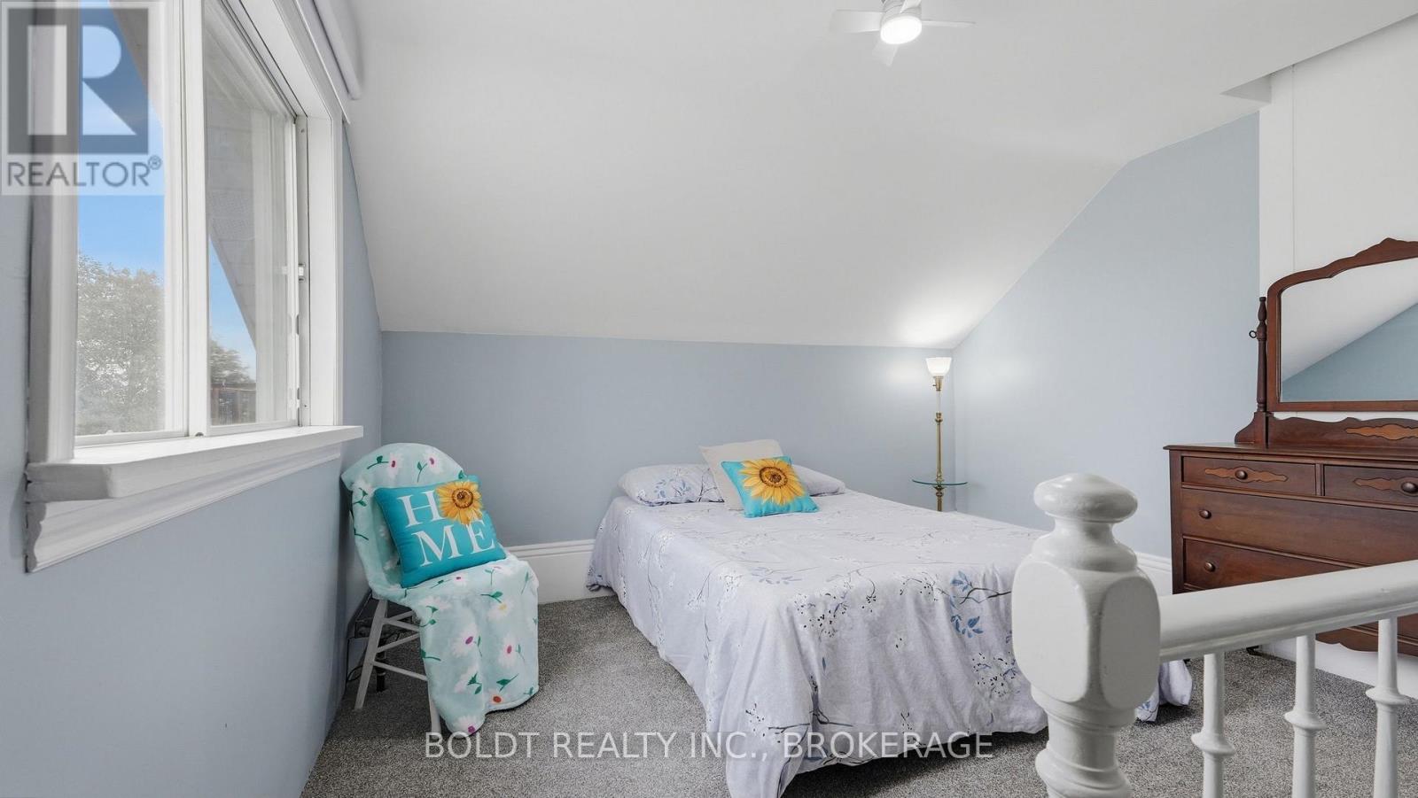 28 Chapel Street S, Thorold (Thorold Downtown), Ontario L2V 2C6 - Photo 14 - X13843826