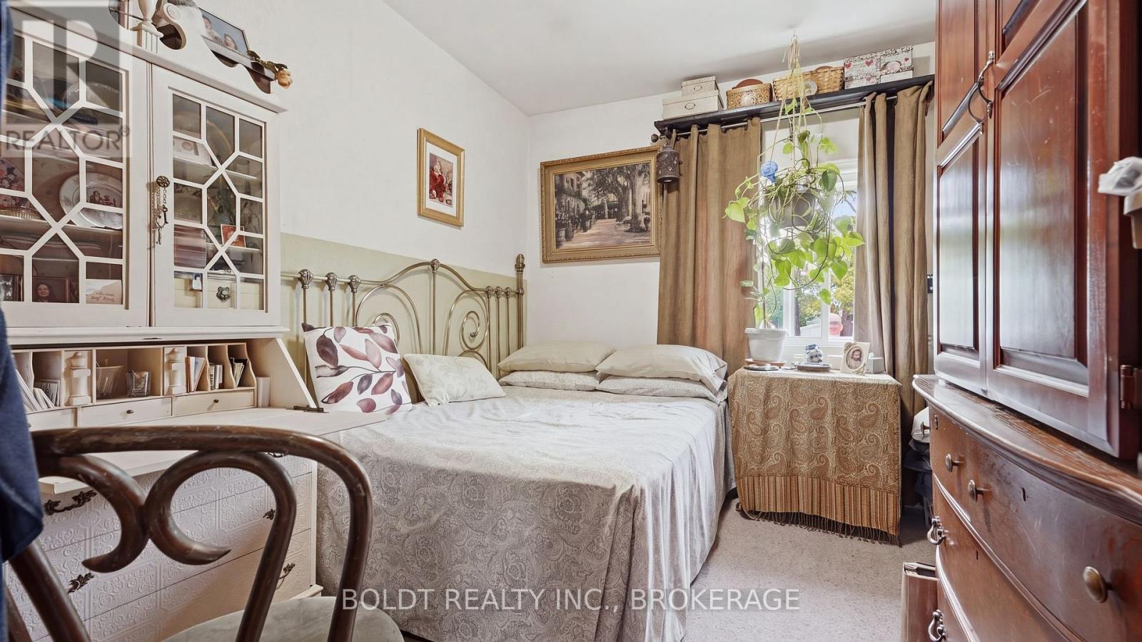 28 Chapel Street S, Thorold (Thorold Downtown), Ontario L2V 2C6 - Photo 22 - X13843826